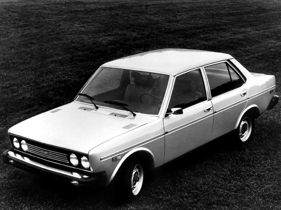 Fiat 131 Sedan (US) '1975